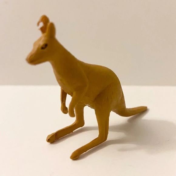 Vintage Lot  of 5 Kangaroo Plastic Toys Hong Kong - Picture 10 of 16